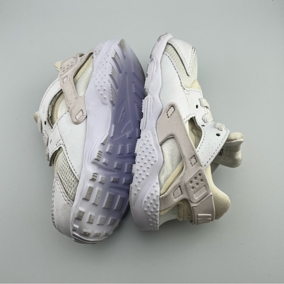 Nike Air White Toddler Huarache Run Sneakers 7049500110 US 7C Shoes - Picture 8 of 8
